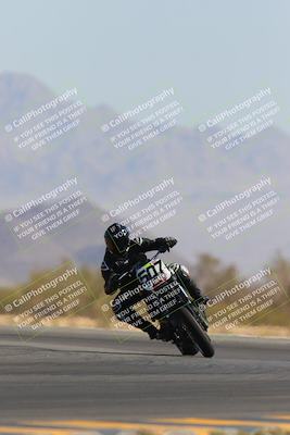 media/Apr-09-2023-SoCal Trackdays (Sun) [[333f347954]]/Turn 14 (1015am)/